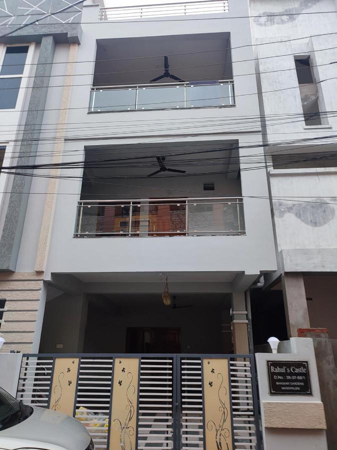 Rahul'S Castle Guest House Visakhapatnam Esterno foto